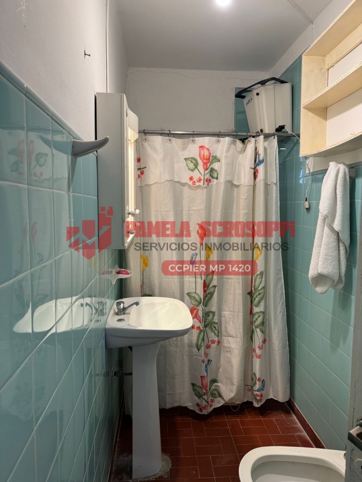 VENDO CASA EN CALLE FERREYRA Y TRIUNVIRATO DE GENERAL RAMIREZ, ENTRE RIOS
