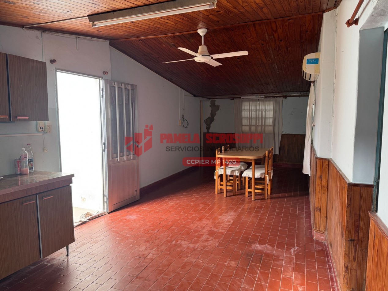 VENDO CASA EN CALLE FERREYRA Y TRIUNVIRATO DE GENERAL RAMIREZ, ENTRE RIOS