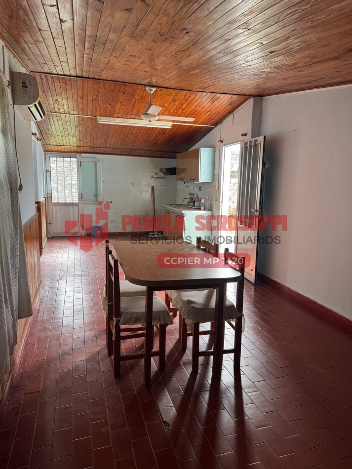 VENDO CASA EN CALLE FERREYRA Y TRIUNVIRATO DE GENERAL RAMIREZ, ENTRE RIOS