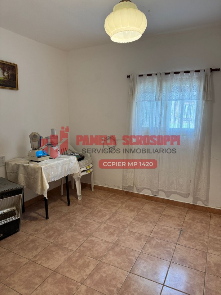 VENDO CASA EN CALLE FERREYRA Y TRIUNVIRATO DE GENERAL RAMIREZ, ENTRE RIOS
