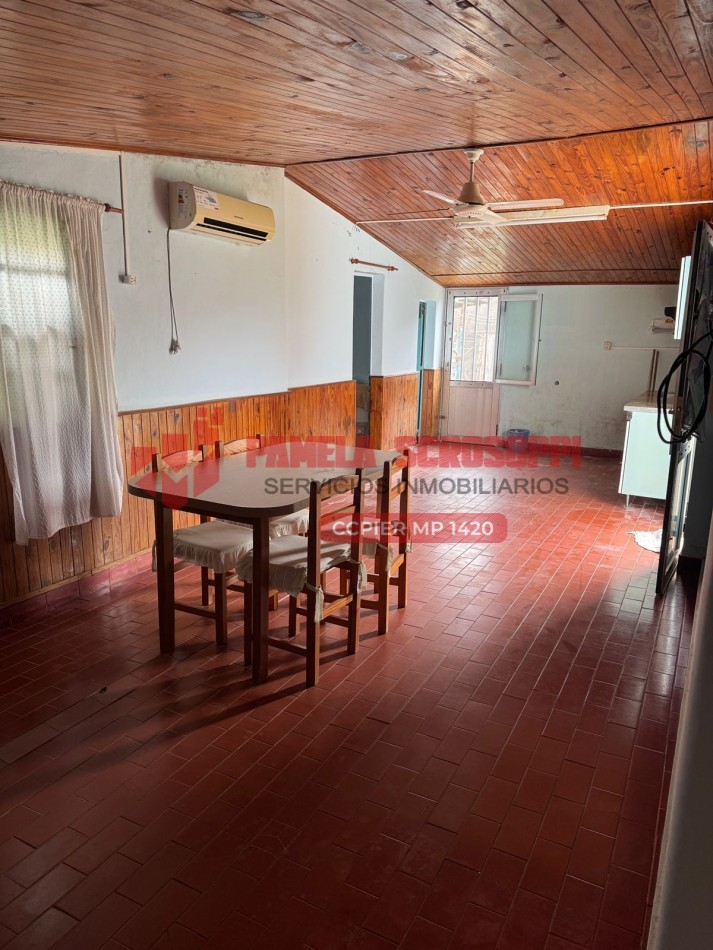VENDO CASA EN CALLE FERREYRA Y TRIUNVIRATO DE GENERAL RAMIREZ, ENTRE RIOS