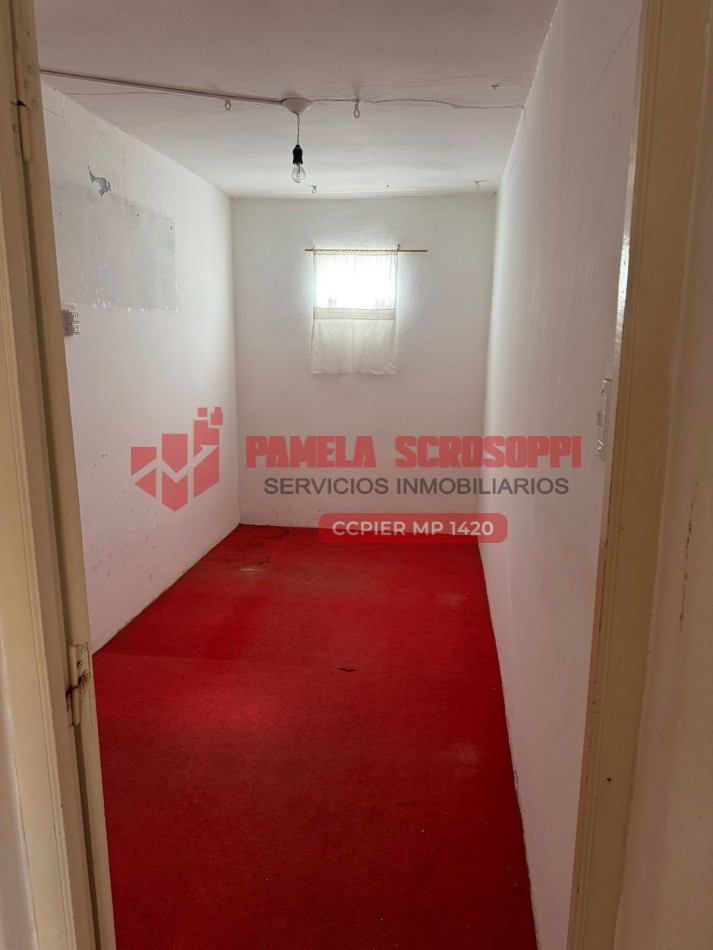VENDO CASA EN CALLE FERREYRA Y TRIUNVIRATO DE GENERAL RAMIREZ, ENTRE RIOS