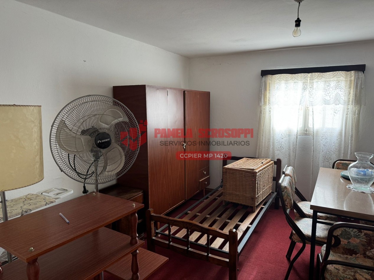 VENDO CASA EN CALLE FERREYRA Y TRIUNVIRATO DE GENERAL RAMIREZ, ENTRE RIOS